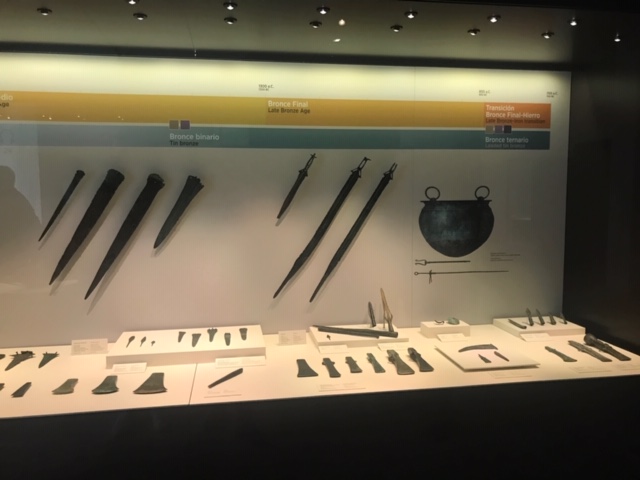 Vitrina Edad de bronce.Museo Arqueológico Nacional MAN